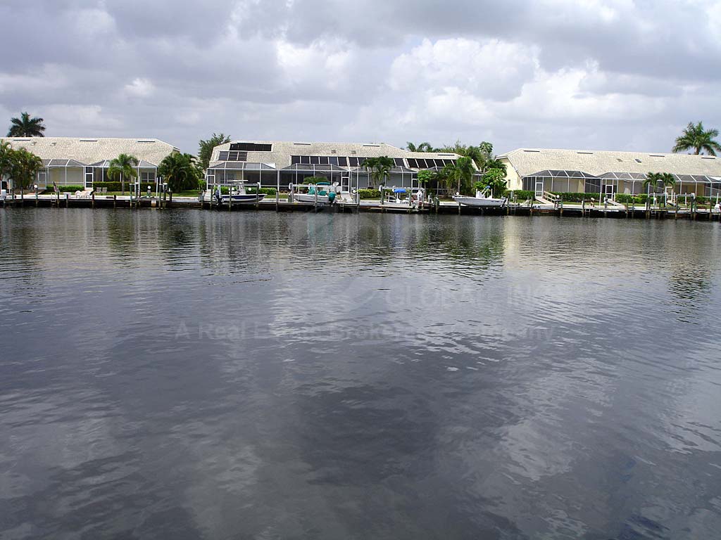 Port Of The Islands View of Lake